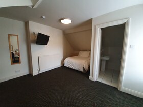 Brooklands Lodge
