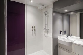 Premier Inn Bournemouth West Cliff