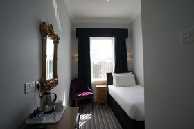 The Applewood Hotel