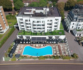 The Cumberland Hotel