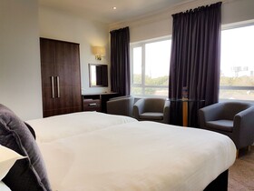 The Cumberland Hotel