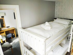 The Cumberland Hotel