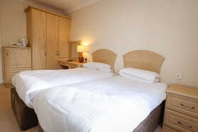 The Grove Hotel