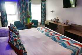 The Suncliff Hotel