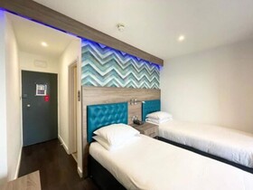 The Suncliff Hotel