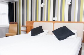 The Suncliff Hotel