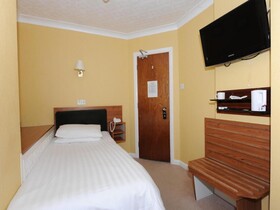 The Suncliff Hotel