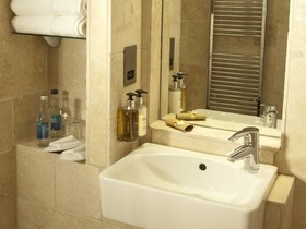 The George Hotel - Inn