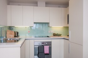 Cleyro Serviced Apartments - Finzels Reach