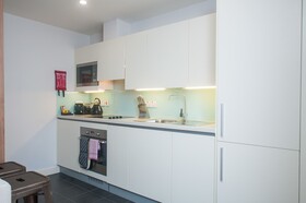 Cleyro Serviced Apartments - Finzels Reach