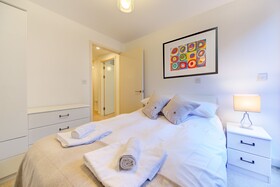 Cleyro Serviced Apartments - Finzels Reach