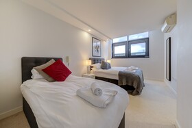 Cleyro Serviced Apartments - Finzels Reach
