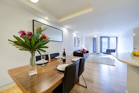 Cleyro Serviced Apartments - Finzels Reach