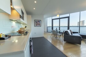 Cleyro Serviced Apartments - Finzels Reach