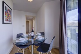 Cleyro Serviced Apartments - Finzels Reach