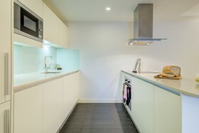 Cleyro Serviced Apartments - Finzels Reach