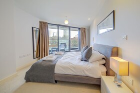Cleyro Serviced Apartments - Finzels Reach