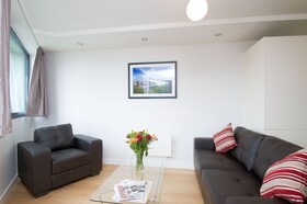 Cleyro Serviced Apartments - Finzels Reach