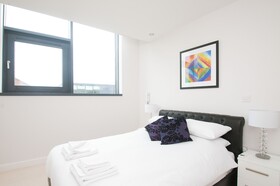 Cleyro Serviced Apartments - Finzels Reach