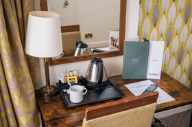 Cross Hands Hotel