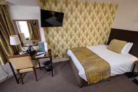 Cross Hands Hotel