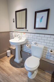 Cross Hands Hotel