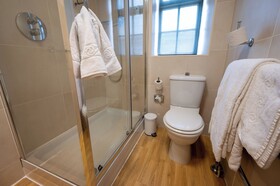 Cross Hands Hotel