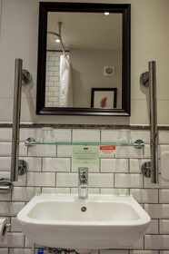 Cross Hands Hotel