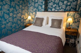 Cross Hands Hotel