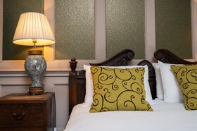 Cross Hands Hotel