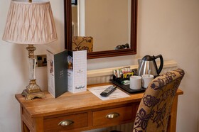 Cross Hands Hotel