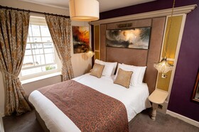 Cross Hands Hotel