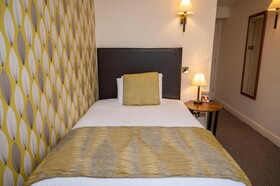 Cross Hands Hotel