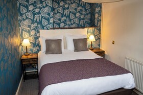 Cross Hands Hotel