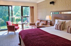 Careys Manor & SenSpa