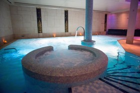 Careys Manor & SenSpa