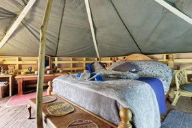 Hobbity Bell Tent House