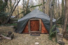 Hobbity Bell Tent House