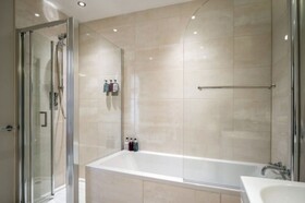 Cotswolds Hotel & Spa