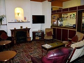 Melrose Hotel