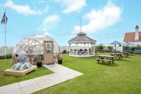 The Kingscliff Hotel