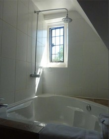 Cotswold Plough Hotel & Restaurant