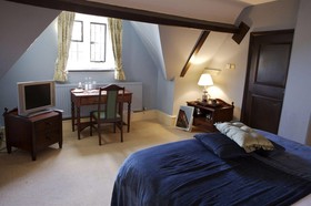 Cotswold Plough Hotel & Restaurant