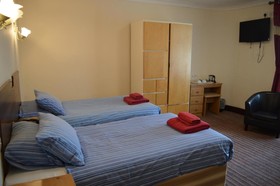 Globe Hotel