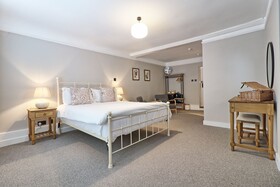 Ranfield’s Brasserie Hotel Rooms