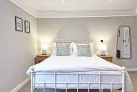 Ranfield’s Brasserie Hotel Rooms