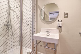 Ranfield’s Brasserie Hotel Rooms