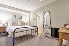 Ranfield’s Brasserie Hotel Rooms