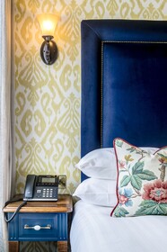 The George Hotel