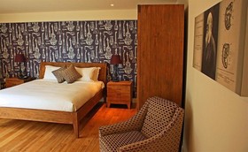 Marwell Hotel